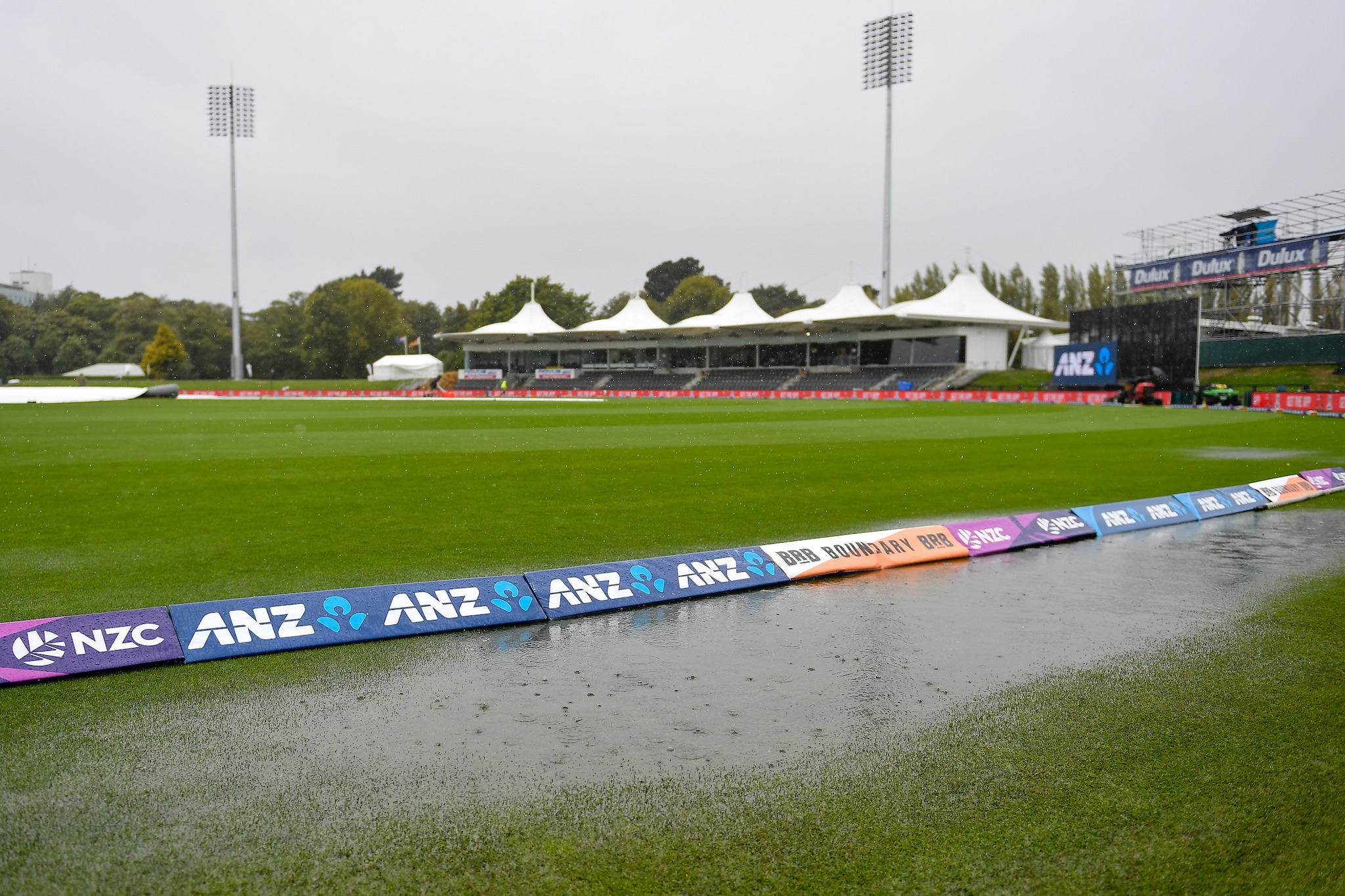Covers are on for the 2nd Sri Lanka ODI